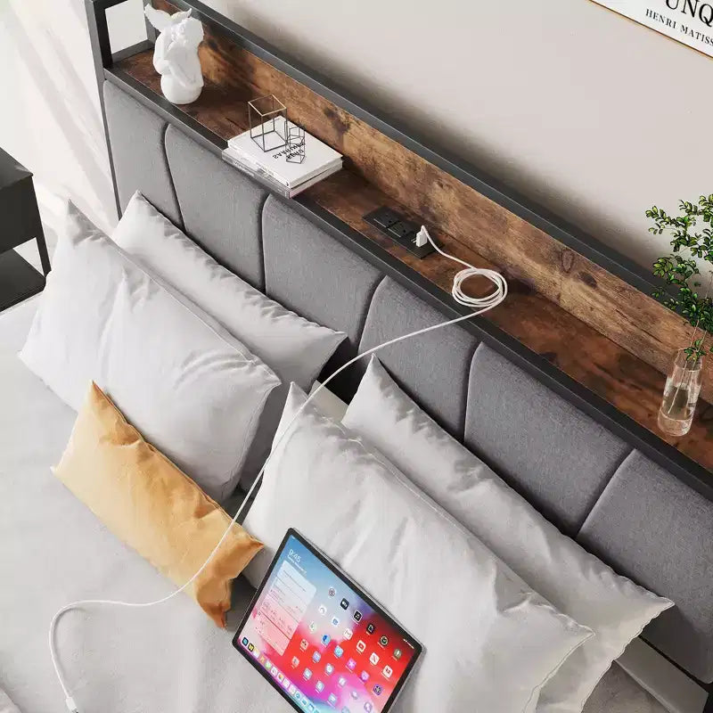 Cadre de lit double, tête de lit de rangement avec station de recharge, solide et stable, sans bruit, pas besoin de sommier tapissier, assemblage facile, marron vintage et gris