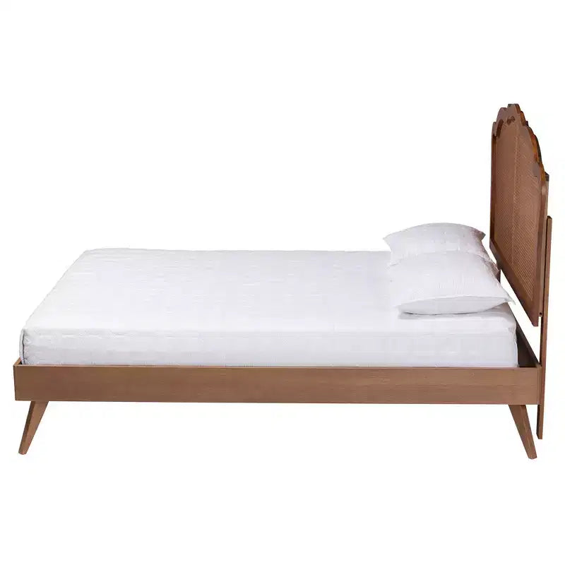 Lit plateforme Queen en bois de noyer et rotin brun