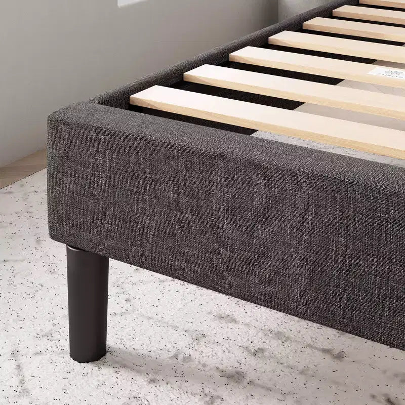 Cadre de lit plateforme capitonné