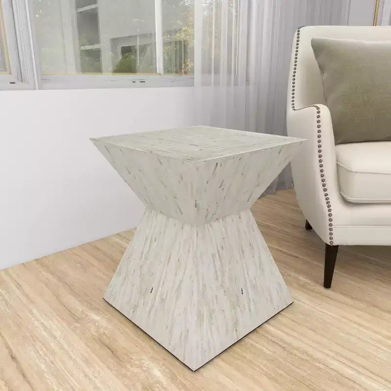 Table d'appoint contemporaine incrustée de coquillages