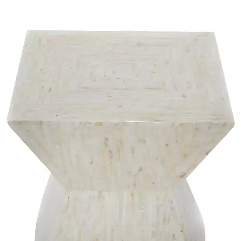 Table d'appoint contemporaine incrustée de coquillages